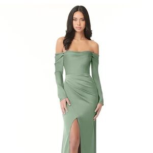Azazie Hallie. Never been worn. Size A4. Stretch satin. Color matcha